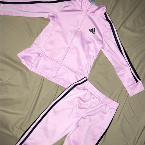 adidas Other - Adidas Girl 2T Pink Tracksuit